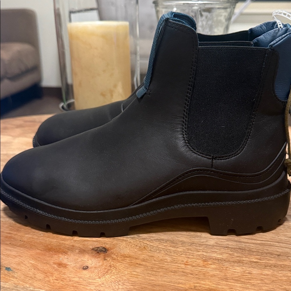 OLUKAI Black Leather - Picture 4 of 8